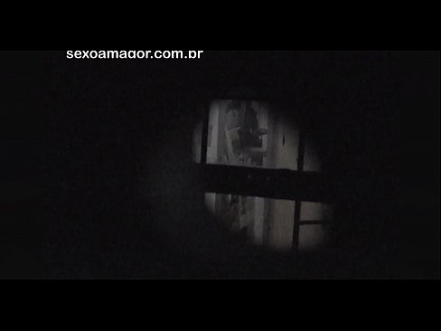 ❤️ Блондинку тайно снимает на видео соседский вуайерист, спрятанный за полыми кирпичами ❤️❌ Домашнее порно на taxiklass.ru